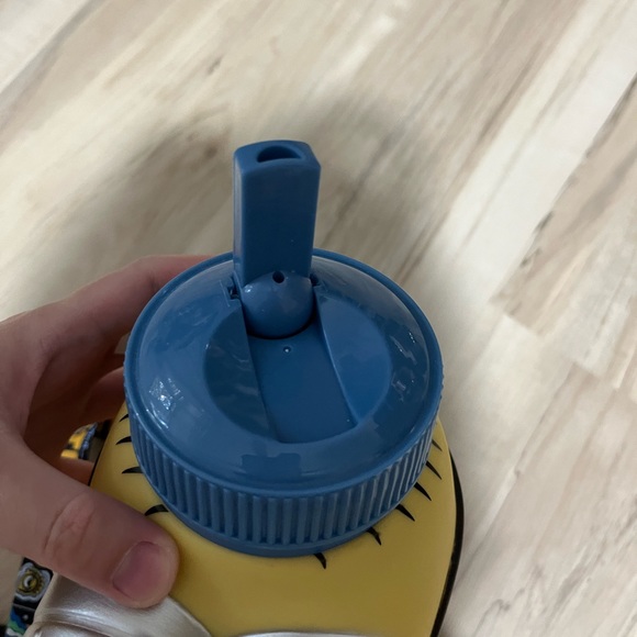 Universal Minion Drink-ware with Lanyard - Picture 3 of 4